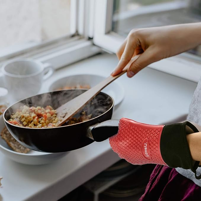Kitchen Oven Gloves - Dual-Layer Heat Resistant Grilling Gloves, Silicone Oven Mitts with 5 Fingers, Waterproof Non-Slip Pot Holder for Barbecue, Cooking, Baking (XL-XXXL, Red Long)